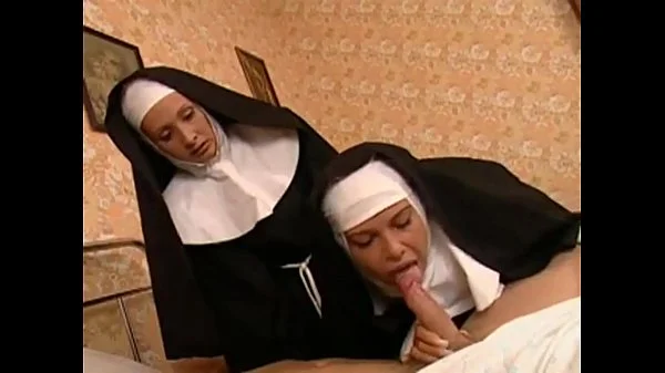 Dos hermanas de la caridad...anal