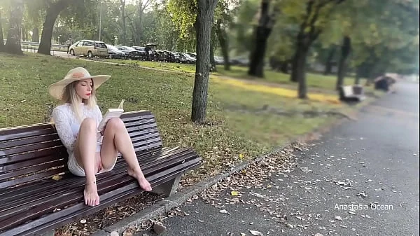 My wife is flashing her pussy to people in park. No panties in public.