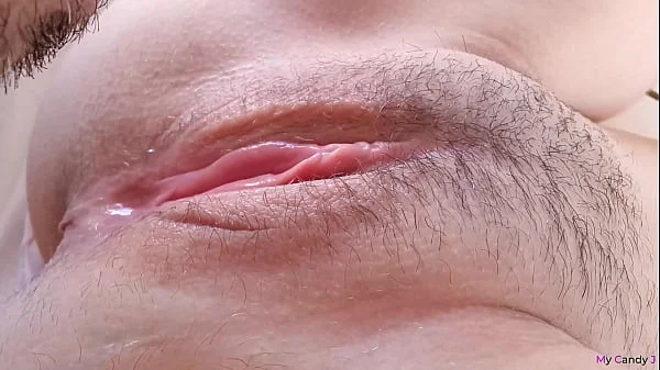 EXTREME CLOSE-UP CLITORIS! EATING AMAZING young UNSHAVED SQUIRTING PUSSY.