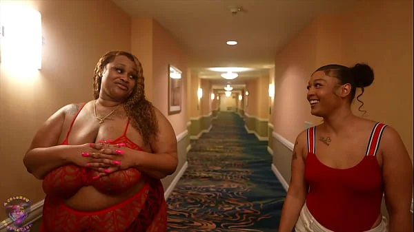 Prettyyasspai & Jada Lanae Seduce Gibby The Clown At The MGM Signature In Las Vegas