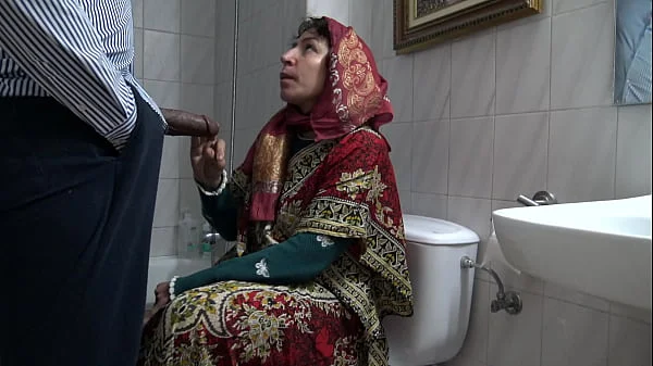 A horny Turkish muslim wife meets with a black immigrant in public toilet