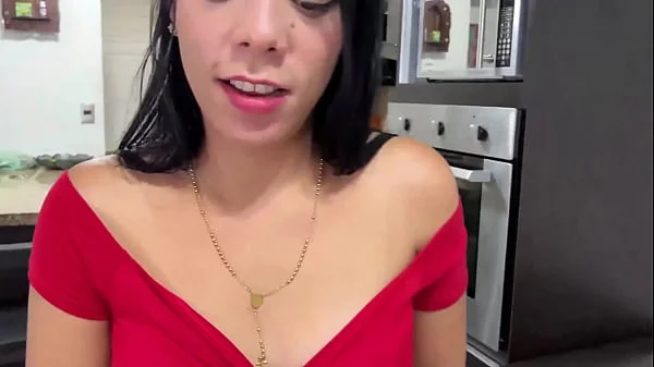 Me Encanta ver El Culo de mi Hermosa Madrastra Cocinando