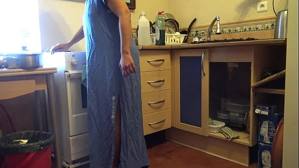 Arab stepmom lets horny stepson have a quickie in the kitchen