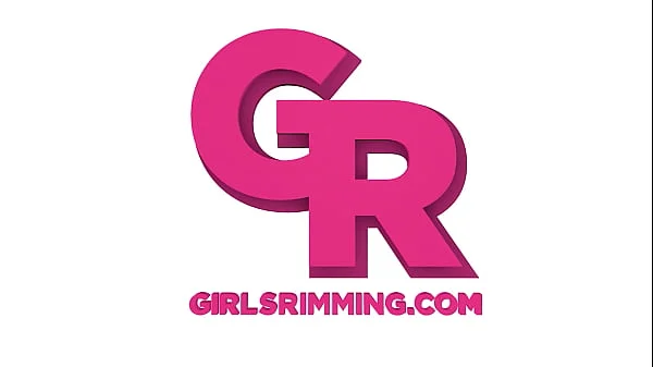 GIRLSRIMMING - Clashing Interests