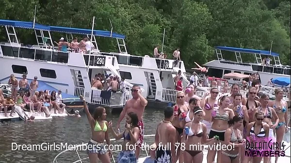 Naked Party Girls Have To Pee At Lake Of The Ozarks