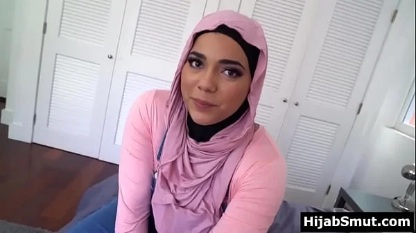 Thick muslim teen looses virginity to her stepuncle