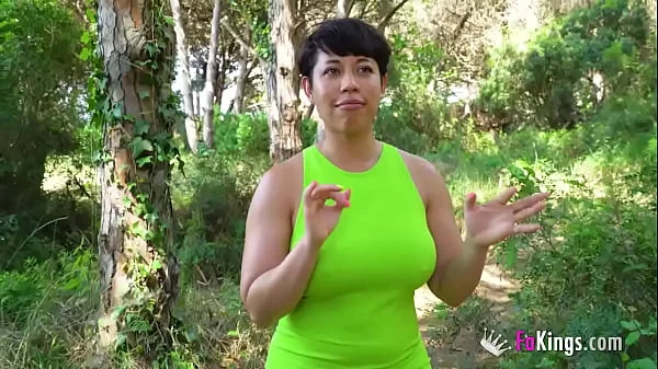 SUPER-HOT Latina wants a dude to fuck in the forest at her BLIND DATE!