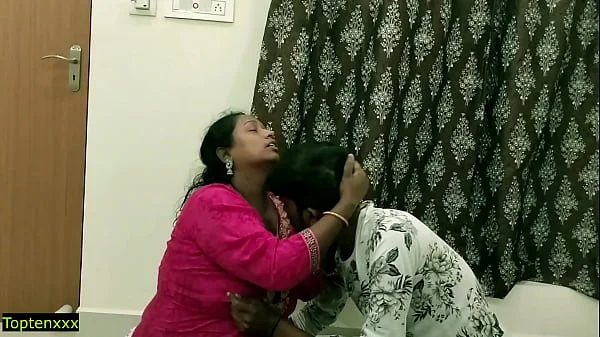 Indian hot milf Kamwali bhabhi getting fucked by young manager! Hindi XXX sex