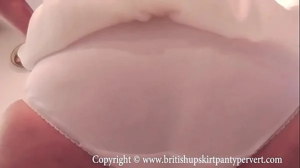 British Rosemary does ass to mouth in her kitchen.